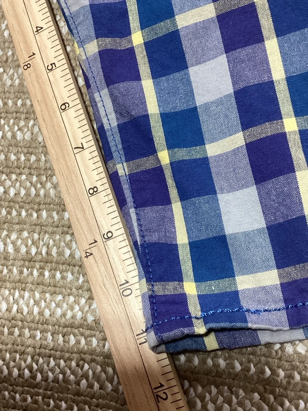 Levi's  504 Size 34 Men's Blue Plaid Shorts